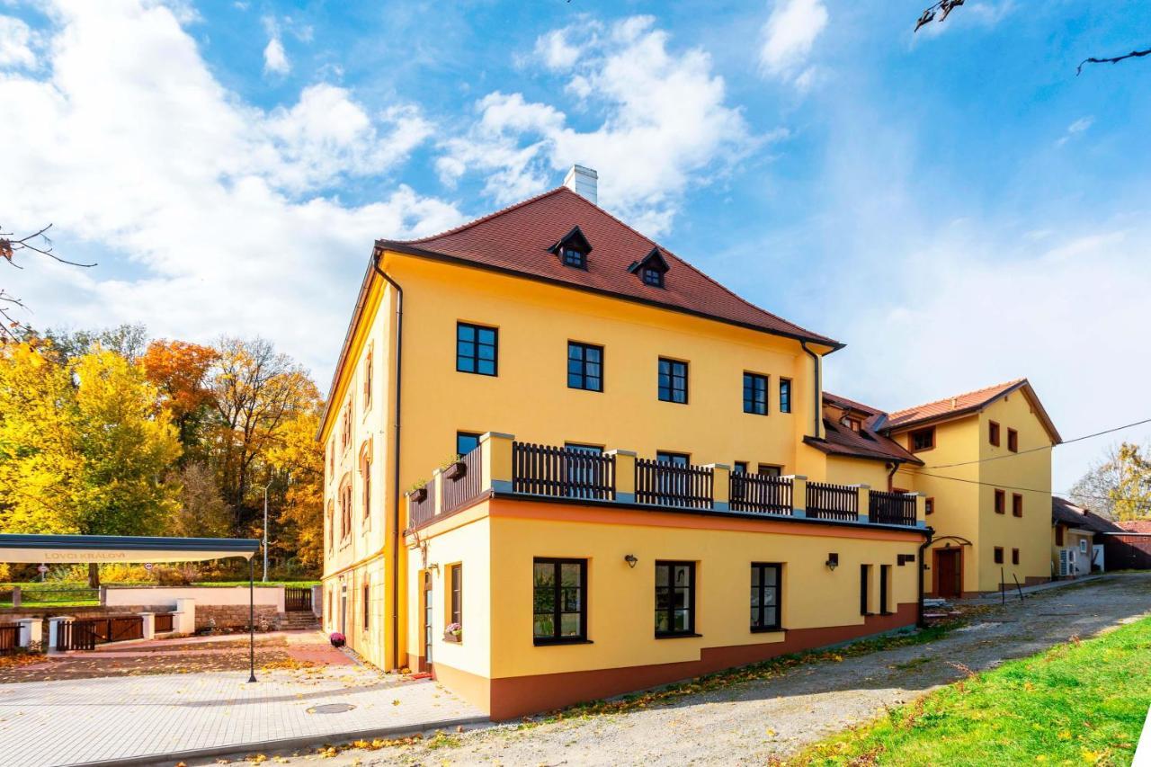 Vila Lovcu Kralovych Český Krumlov Exterior foto