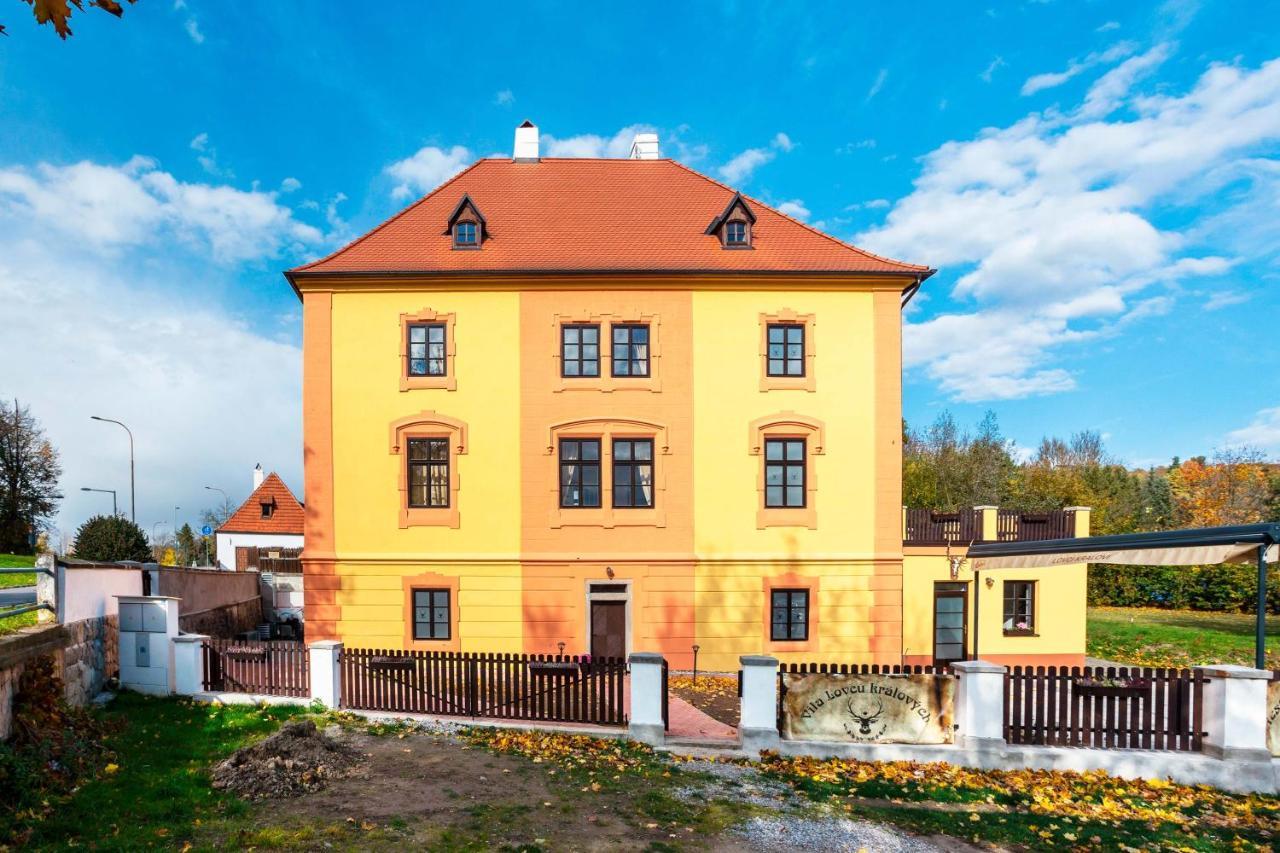 Vila Lovcu Kralovych Český Krumlov Exterior foto